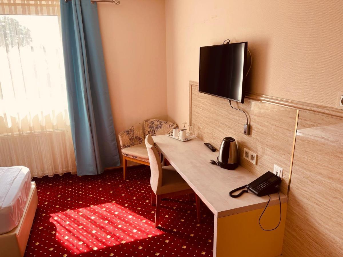 Fergana Uebersee Hotel Bremerhaven Eksteriør billede