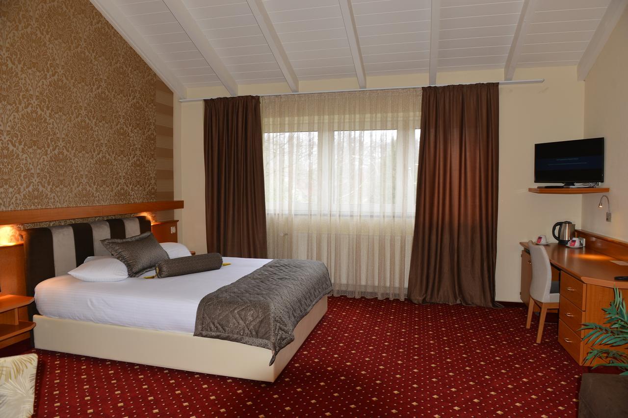 Fergana Uebersee Hotel Bremerhaven Eksteriør billede